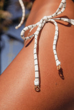 Laad de afbeelding in de Gallery-viewer, Image 13: Rio De Sol Bottom Bottom Linea-White Cheeky-Tie
