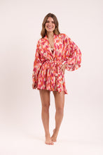 Laad de afbeelding in de Gallery-viewer, Model Front: Rio De Sol Kaftans / Cover Ups Mirage Kimono
