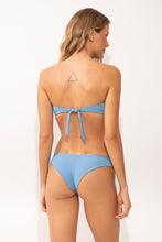 Laad de afbeelding in de Gallery-viewer, Model Back: Rio De Sol Set Set Solar-Celeste Dora Nice
