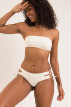 Laad de afbeelding in de Gallery-viewer, Image 10: Rio De Sol Bottom Bottom Off-White Madrid
