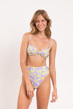 Laad de afbeelding in de Gallery-viewer, Image 07: Rio De Sol Set Set Glow Bandeau-Joy Hotpants
