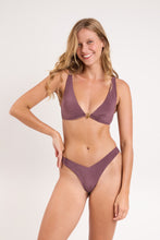 Laad de afbeelding in de Gallery-viewer, Model Front: Rio De Sol Top Top Malibu-Ebano Agnes
