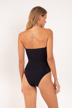 Laad de afbeelding in de Gallery-viewer, Model Back: Rio De Sol One-Piece Shimmer-Black Sara-Op
