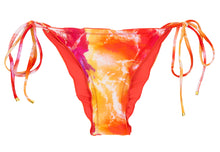 Laad de afbeelding in de Gallery-viewer, Product Front: Rio De Sol Bottom Bottom Tiedye-Red Frufru
