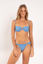 Laad de afbeelding in de Gallery-viewer, Model Front: Rio De Sol Set Set Solar-Celeste Zaya Eden
