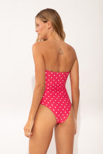 Laad de afbeelding in de Gallery-viewer, Model Back: Wednesday In Hawaii By Rio De Sol One-Piece Kiko-Guava Aloha
