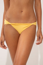 Laad de afbeelding in de Gallery-viewer, Gallery: Wednesday In Hawaii By Rio De Sol Bottom Bottom Lilikoi Mel
