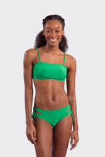 Laad de afbeelding in de Gallery-viewer, Model Front: Rio De Sol Bottom Bottom Tambourine Madrid
