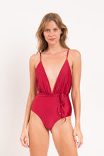 Laad de afbeelding in de Gallery-viewer, Model Front: Rio De Sol One-Piece Shimmer-Divino New Vegas
