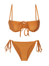 Laad de afbeelding in de Gallery-viewer, Product Front: Rio De Sol Set Set Shimmer-Nocciola Balconet-Tie Cheeky-Tie-Gold
