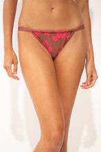 Laad de afbeelding in de Gallery-viewer, Gallery: Wednesday In Hawaii By Rio De Sol Bottom Bottom Pua-Coco-Guava Waimea
