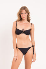 Laad de afbeelding in de Gallery-viewer, Model Front: Rio De Sol Bottom Bottom Dots-Black Ibiza-Comfy
