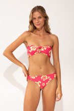 Laad de afbeelding in de Gallery-viewer, Image 05: Wednesday In Hawaii By Rio De Sol Set Set Pua-Guava Lani Waikiki
