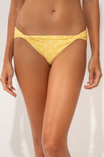 Laad de afbeelding in de Gallery-viewer, Gallery: Wednesday In Hawaii By Rio De Sol Bottom Bottom Kiko-Lilikoi Mel
