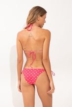 Laad de afbeelding in de Gallery-viewer, Model Back: Wednesday In Hawaii By Rio De Sol Bottom Bottom Kiko-Guava Kaleia-Comfy
