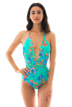 Laad de afbeelding in de Gallery-viewer, Model Front: Rio De Sol One-Piece Acqua Flora New Vegas
