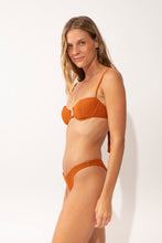 Laad de afbeelding in de Gallery-viewer, Image 03: Rio De Sol Set Set Ferrugo Juliette Leblon
