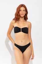 Laad de afbeelding in de Gallery-viewer, Model Front: Rio De Sol Bottom Bottom Solar-Black Essential-Comfy
