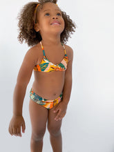 Laad de afbeelding in de Gallery-viewer, Model Front: Rio De Sol Girl's Two-Piece El-Arco Kids
