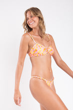 Laad de afbeelding in de Gallery-viewer, Image 13: Rio De Sol Set Set Dreamy Bandeau-Crispy Cheeky-Crispy
