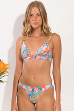Laad de afbeelding in de Gallery-viewer, Gallery: Rio De Sol Set Set Zinnia Tri-Cos Nice-Fio
