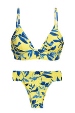 Laad de afbeelding in de Gallery-viewer, Product Front: Rio De Sol Set Lemon Flower Tri Cos
