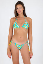 Laad de afbeelding in de Gallery-viewer, Model Front: Rio De Sol Top Top Dubai Frufru

