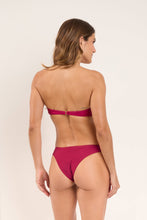 Laad de afbeelding in de Gallery-viewer, Model Back: Rio De Sol Set Set Shimmer-Desejo Bandeau-Joy Essential
