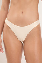 Laad de afbeelding in de Gallery-viewer, Gallery: Rio De Sol Bottom Bottom Touch-Natural Essential
