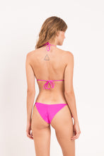 Laad de afbeelding in de Gallery-viewer, Model Back: Rio De Sol Bottom Bottom Malibu-Rosa Cheeky-Tie
