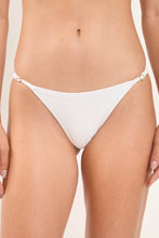 Laad de afbeelding in de Gallery-viewer, Gallery: Rio De Sol Bottom Bottom Sand-White Cheeky-Fixa
