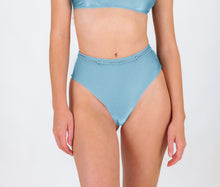 Laad de afbeelding in de Gallery-viewer, Gallery: Rio De Sol Bottom Bottom Mirante Hotpants
