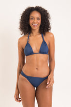 Laad de afbeelding in de Gallery-viewer, Model Front: Rio De Sol Bottom Bottom Navy Mel-Comfy
