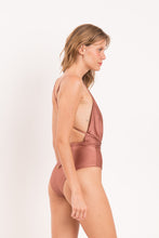 Laad de afbeelding in de Gallery-viewer, Image 04: Rio De Sol One-Piece Shimmer-Copper New Vegas
