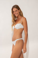 Laad de afbeelding in de Gallery-viewer, Image 04: Rio De Sol Top Top Linea-White Zaya
