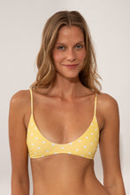 Laad de afbeelding in de Gallery-viewer, Gallery: Wednesday In Hawaii By Rio De Sol Top Top Kiko-Lilikoi Hana
