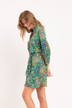 Laad de afbeelding in de Gallery-viewer, Image 04: Rio De Sol Shirtdress Wilds Chemise
