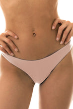 Laad de afbeelding in de Gallery-viewer, Gallery: Rio De Sol Bottom Bottom Essence Bandeau
