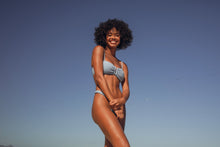 Laad de afbeelding in de Gallery-viewer, Image 13: Rio De Sol Set Set Drift-Cianita Sara Eden
