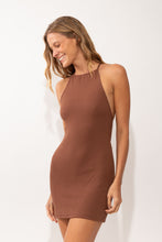 Laad de afbeelding in de Gallery-viewer, Image 05: Rio De Sol Mini Dress Sand-Cappuccino Talia Dress
