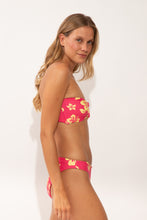Laad de afbeelding in de Gallery-viewer, Image 03: Wednesday In Hawaii By Rio De Sol Set Set Pua-Guava Lani Waikiki
