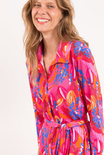Laad de afbeelding in de Gallery-viewer, Image 10: Rio De Sol Shirtdress Flavors Chemise
