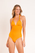 Laad de afbeelding in de Gallery-viewer, Model Front: Rio De Sol One-Piece Dots-Mango Mel-Op

