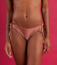 Laad de afbeelding in de Gallery-viewer, Image 09: Rio De Sol Bottom Bottom Shimmer-Copper Ibiza-Comfy

