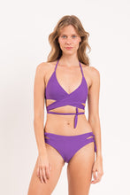 Laad de afbeelding in de Gallery-viewer, Model Front: Rio De Sol Set Set Amuleto Kate Madrid
