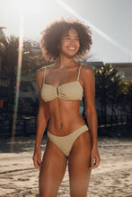 Laad de afbeelding in de Gallery-viewer, Image 11: Rio De Sol Top Top Brisa-Pistache Sara
