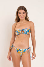 Laad de afbeelding in de Gallery-viewer, Model Front: Rio De Sol Top Top Azure Sara
