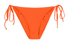 Laad de afbeelding in de Gallery-viewer, Bodem Calendula Ibiza-Comfy
