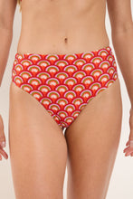 Laad de afbeelding in de Gallery-viewer, Bottom Floral-Scales Hotpants

