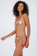 Laad de afbeelding in de Gallery-viewer, Bodem Groen-Bloom Frufru-Comfy

